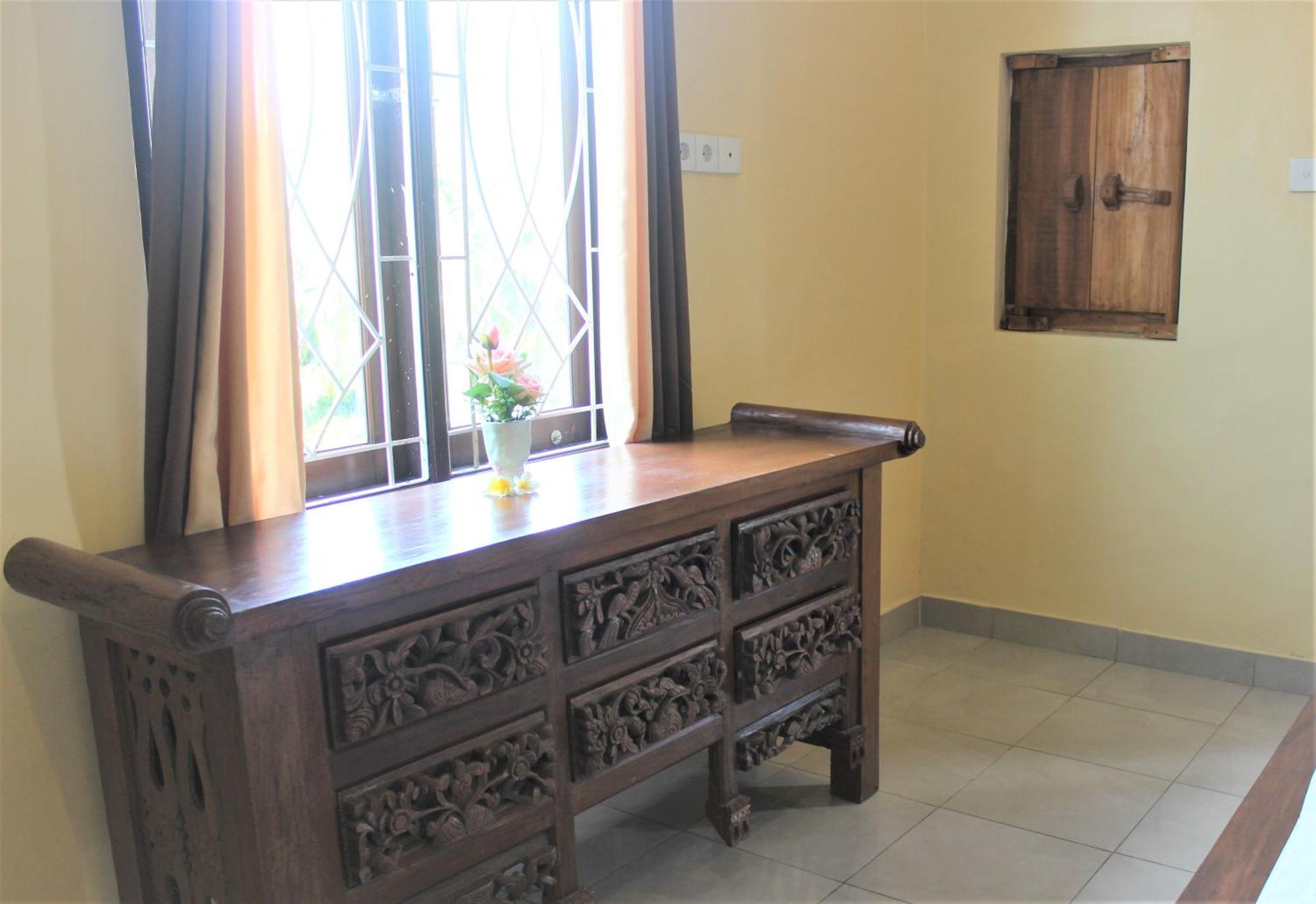 Silvy Guesthouse Canggu Dış mekan fotoğraf